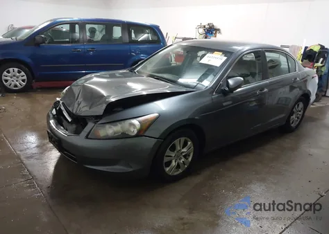 2010 Honda Accord 2.4 Lx-P z USA, uszkodzony, nr VIN 1HGCP2F46AA060179